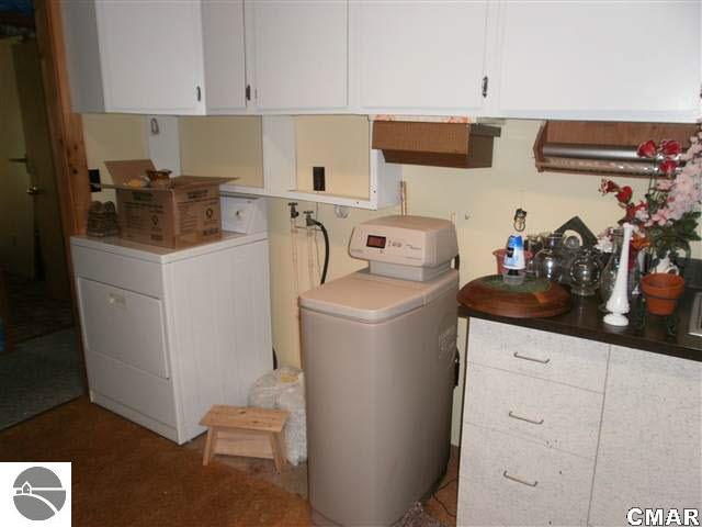4253 West Laporte Road St. Louis, MI 48880 - Photo 14 of 25 1772861-13.JPG