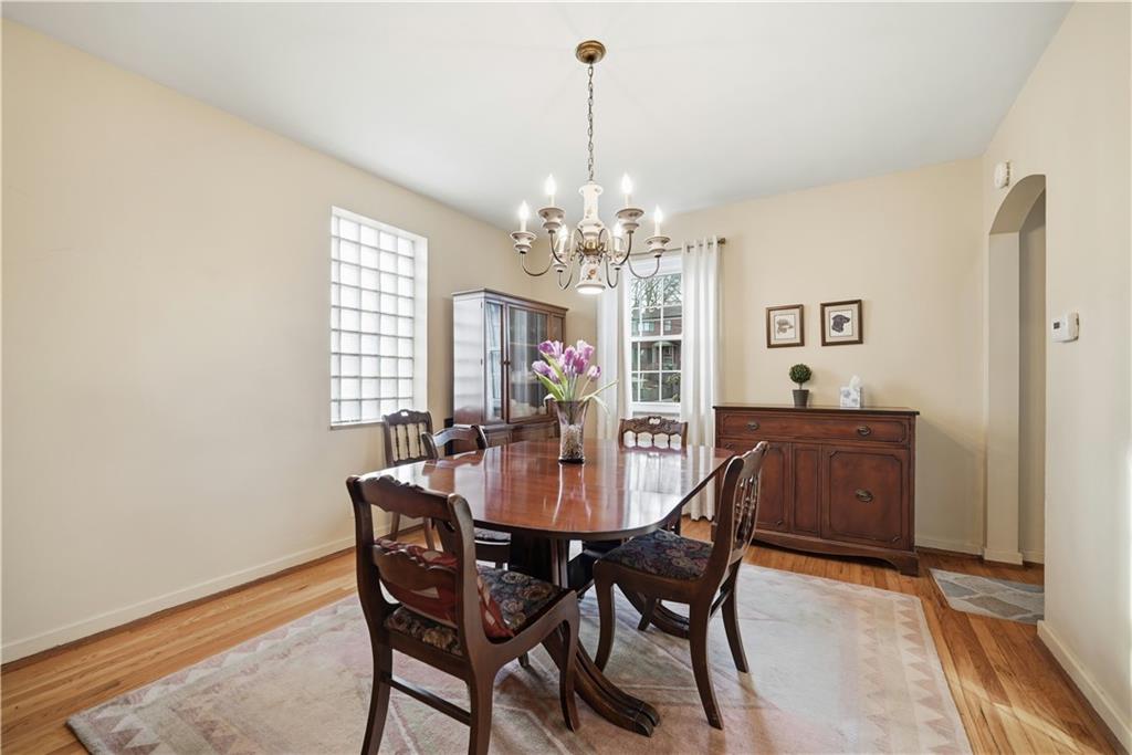 12 Hawthorne Road Pittsburgh, PA 15221 - Photo 11 of 40