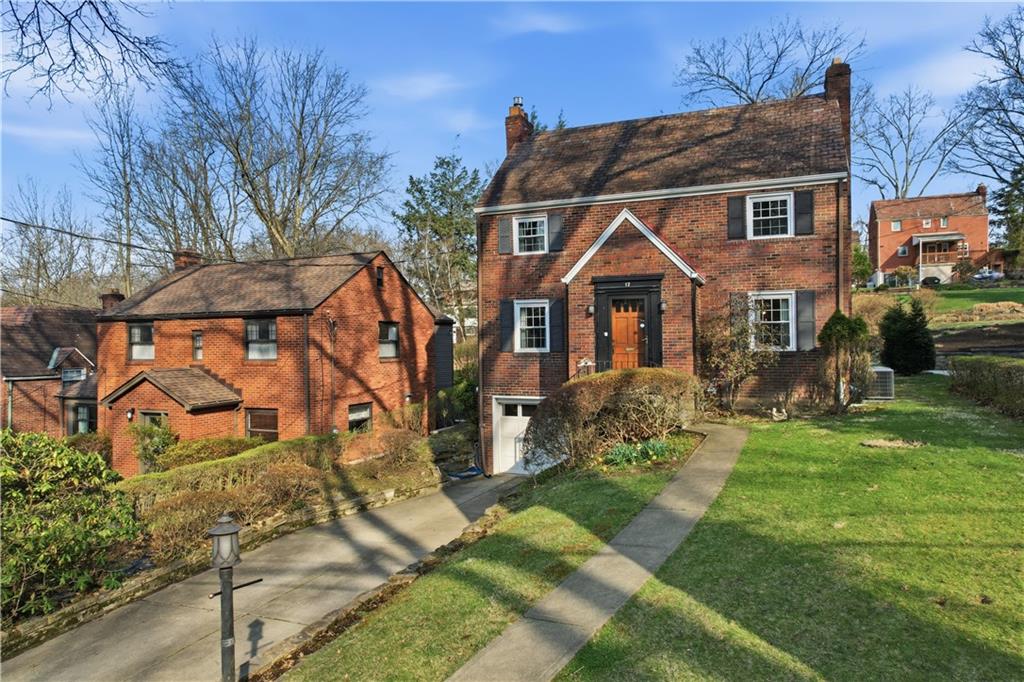 12 Hawthorne Road Pittsburgh, PA 15221 - Photo 2 of 40