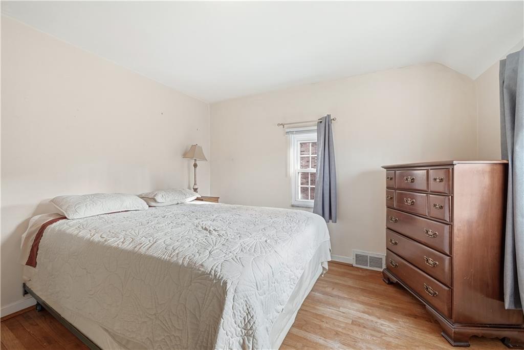 12 Hawthorne Road Pittsburgh, PA 15221 - Photo 28 of 40