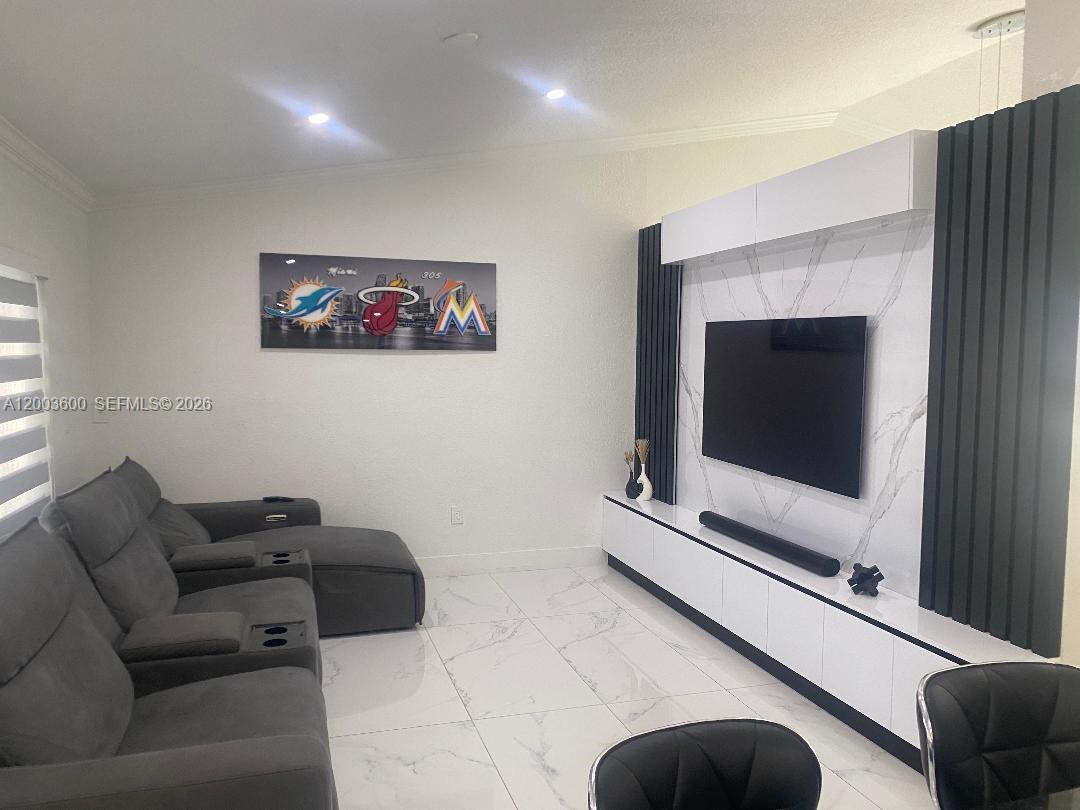 17075 Southwest 145th Avenue Miami, FL 33177 - Photo 8 of 11