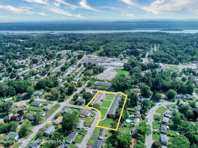 an aerial view of multiple house