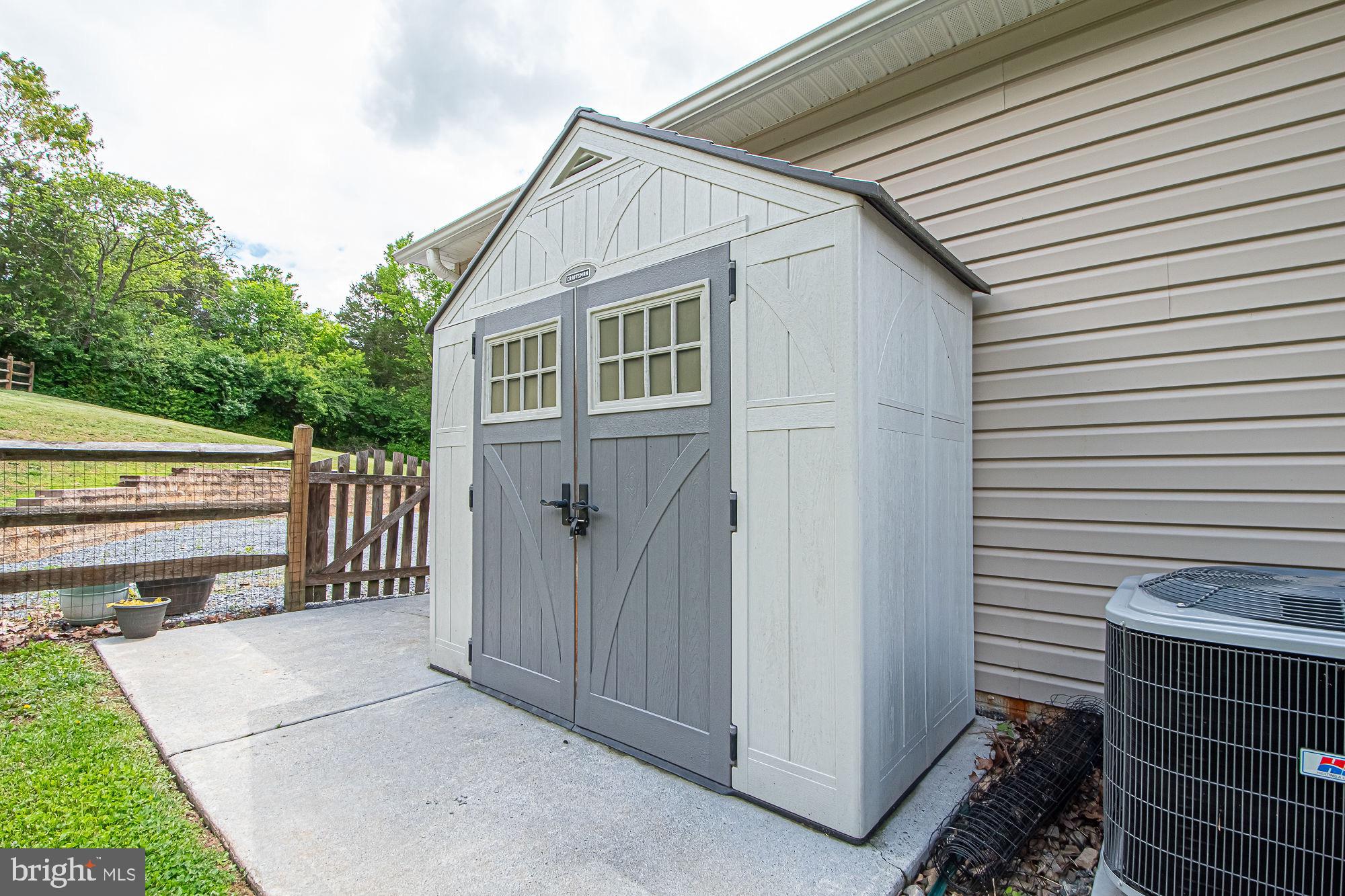 3201 Howellsville Road Front Royal, VA 22630 - Photo 27 of 100