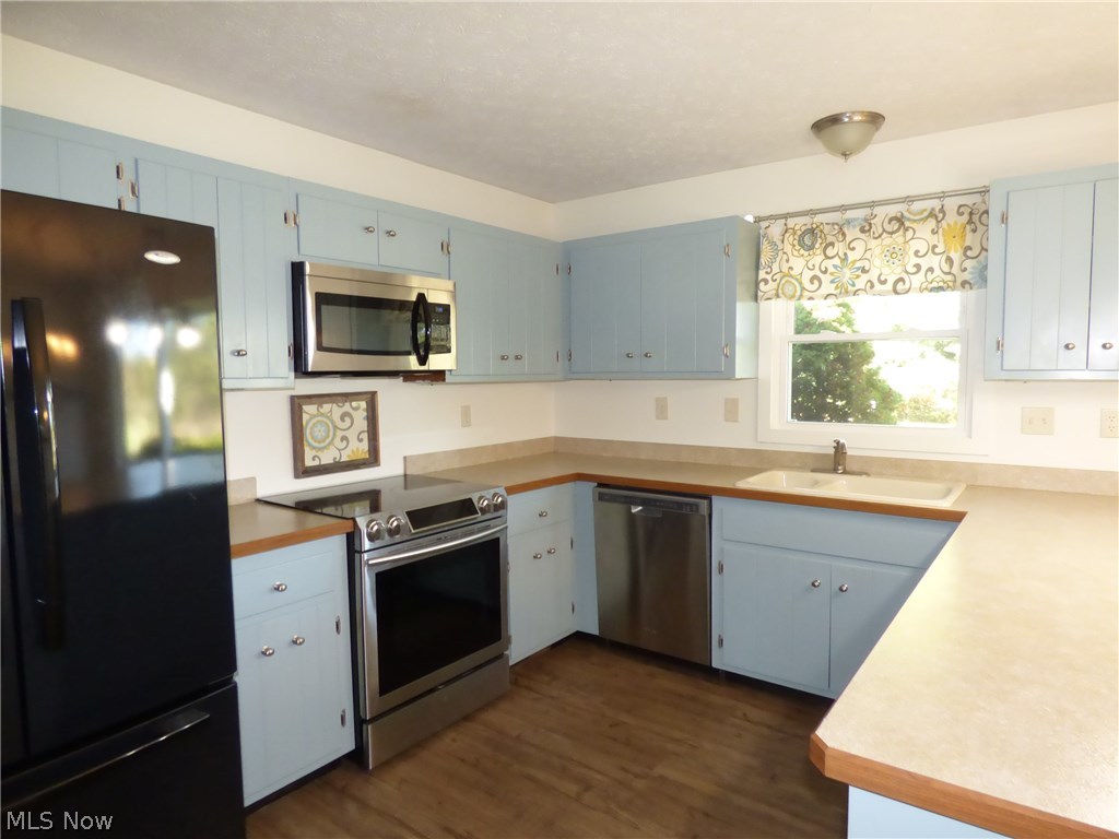 4036 State Road Medina, OH 44256 - Photo 6 of 34