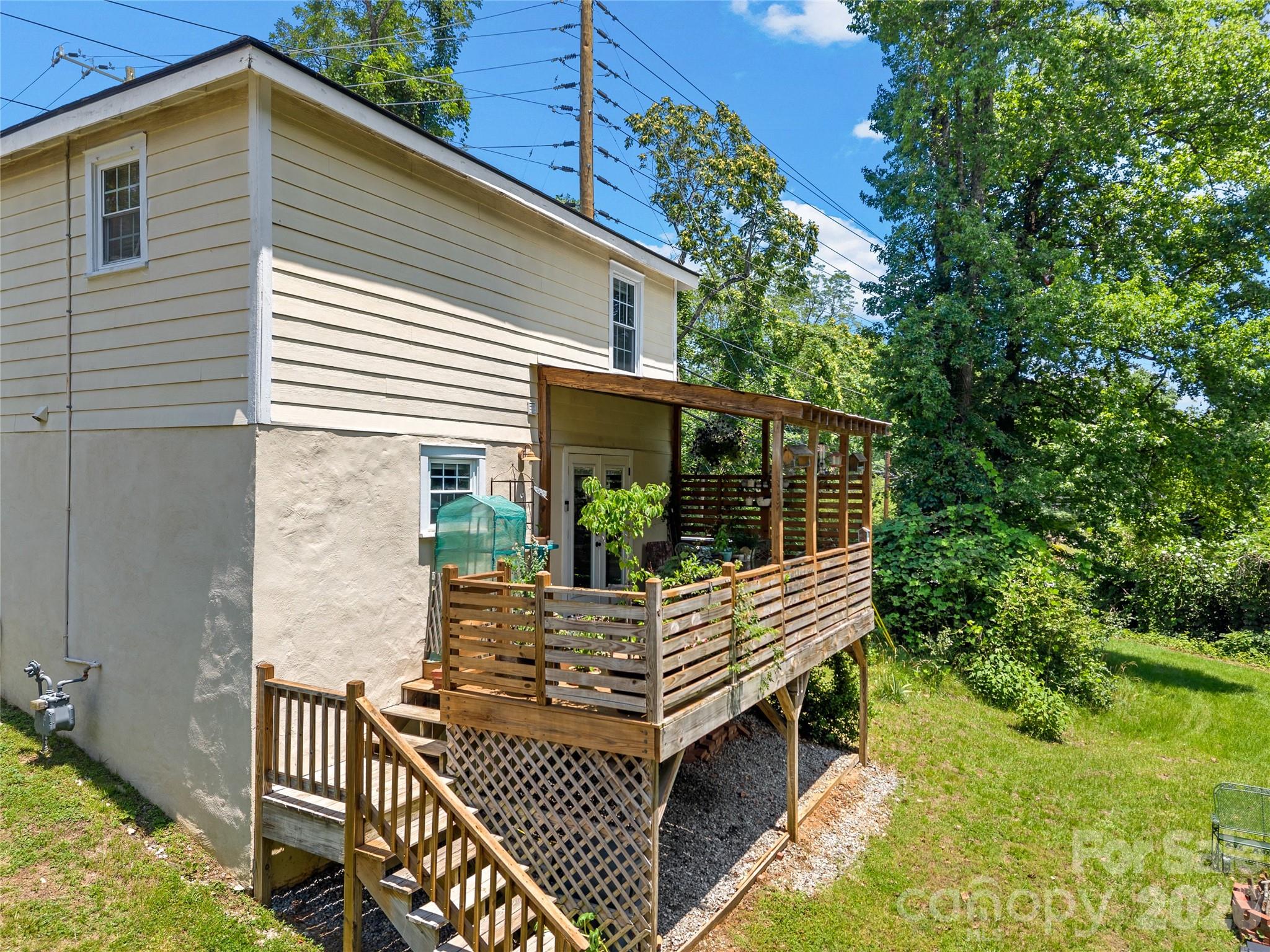 144 East Howard Street Tryon, NC 28782 - Photo 29 of 44