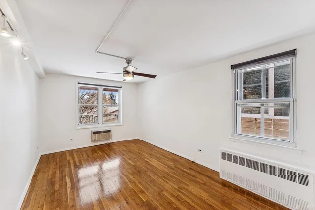 $279,000 | 241-20 Northern Boulevard, Unit 2B | Douglaston