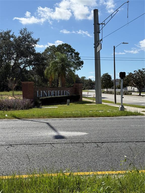 3245 Sustainable Way Kissimmee, FL 34747 - Photo 2 of 35 a view of a basketball court