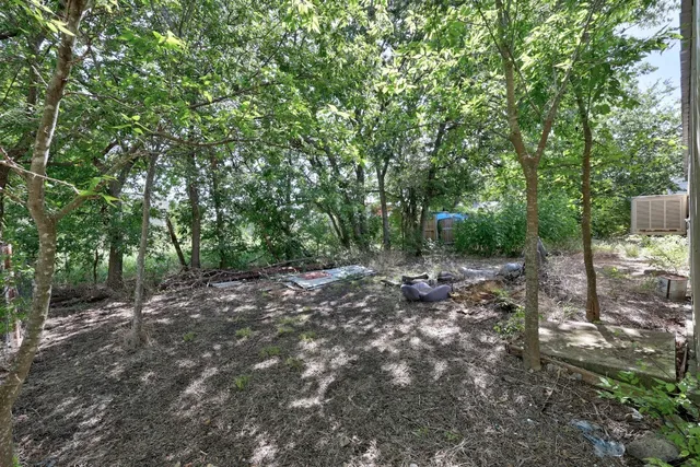 $129,000 | 508 West Mesquite Avenue, Rogers, TX 76569