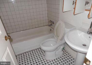 432 Old Home Road Baltimore, MD 21206 - Photo 8 of 13 Interior (General)
