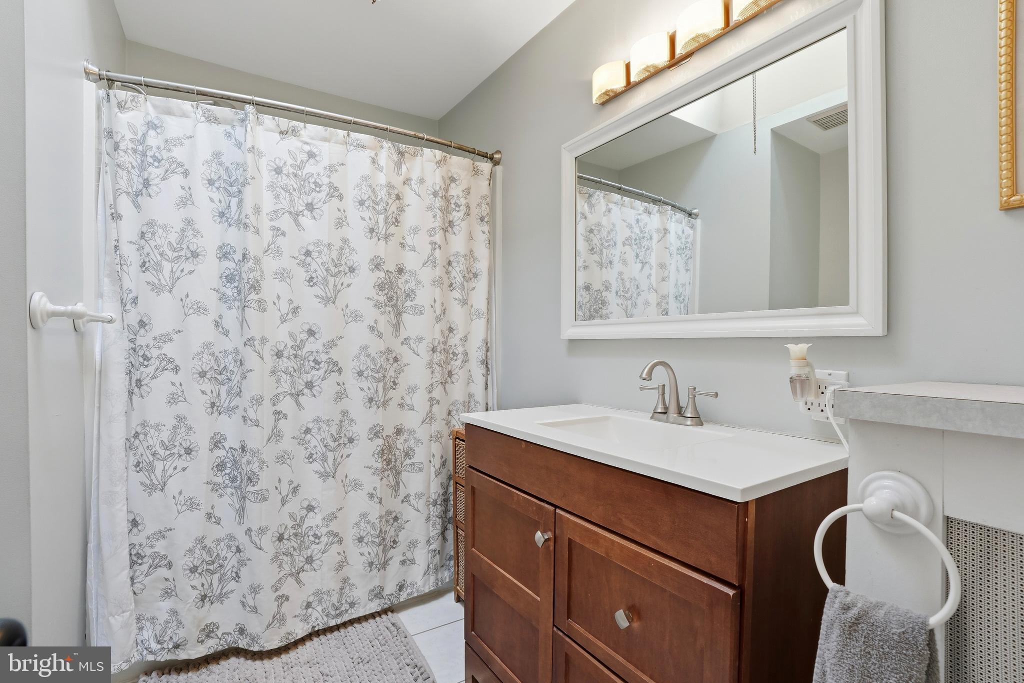 636 Roxborough Avenue Philadelphia, PA 19128 - Photo 13 of 15