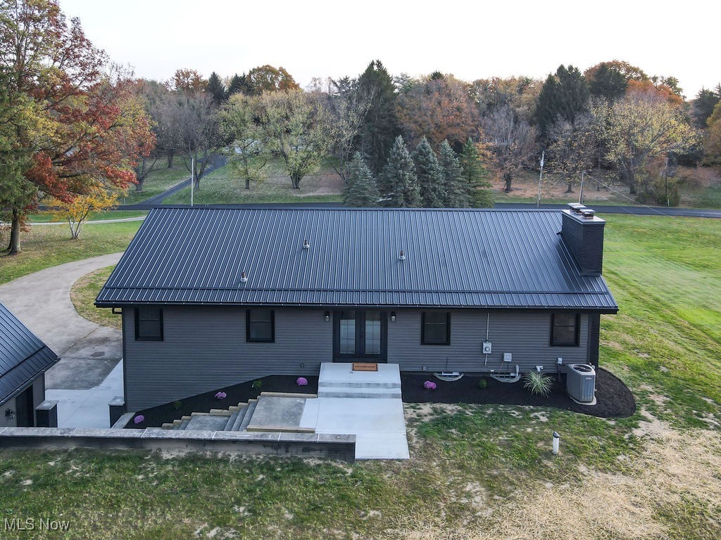 1048 Rolling Meadows Road Akron, OH 44333 - Photo 34 of 41 Gallery Image 34