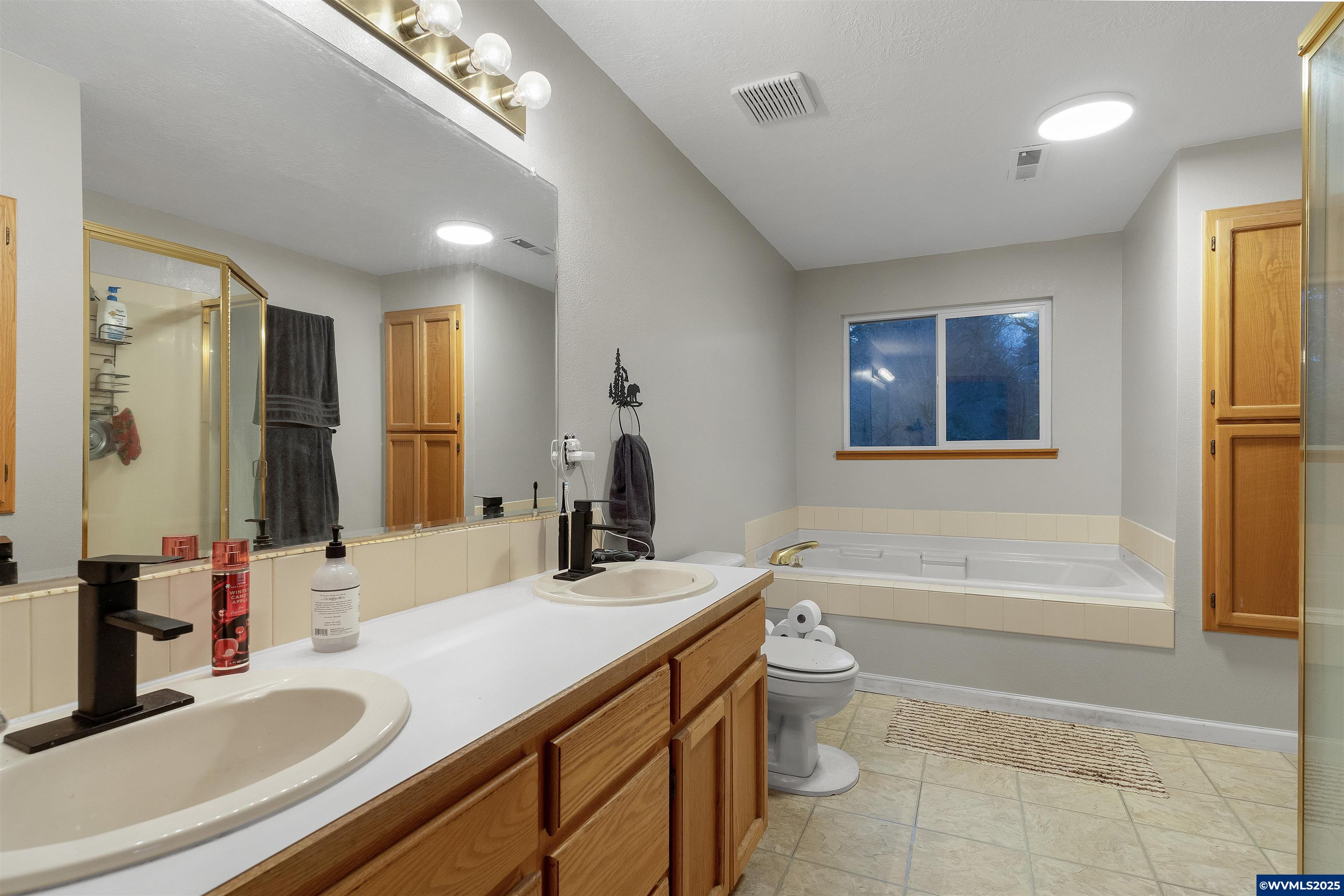 2020 Boone Road Southeast Salem, OR 97302 - Photo 40 of 48 Gallery Image 40