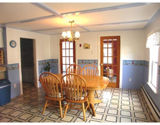 137 Lawrence Road Haverhill, MA 01835 - Photo 6 of 30