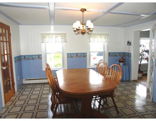 137 Lawrence Road Haverhill, MA 01835 - Photo 7 of 30