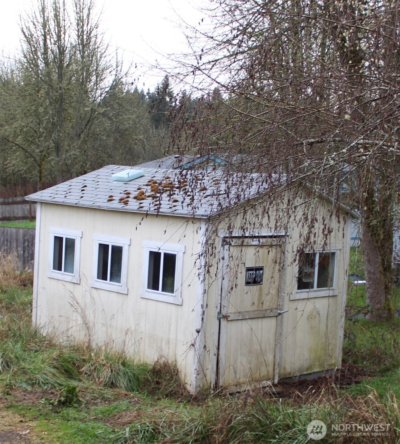 416 Main Street Vader, WA 98593 - Photo 4 of 22 a view of a small white house
