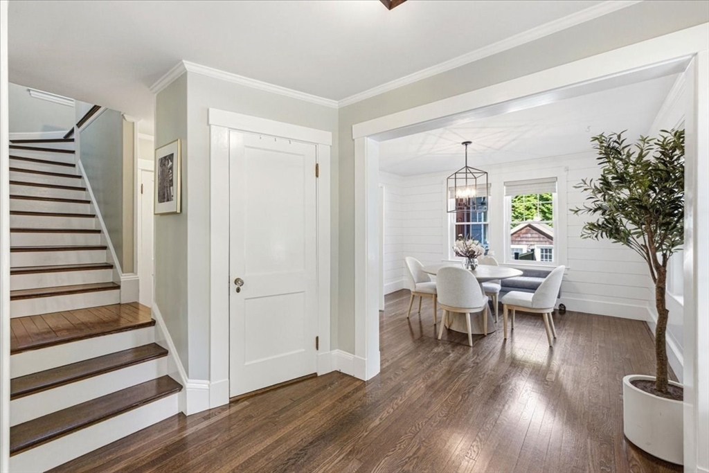 694 Country Way Scituate, MA 02066 - Photo 4 of 40