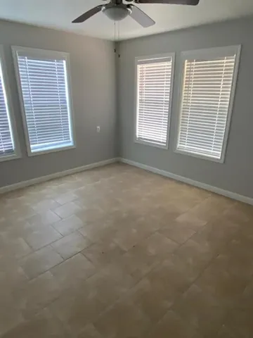 $1,200 | 36076 Farm To Market Road 1488, Hempstead, TX 77445