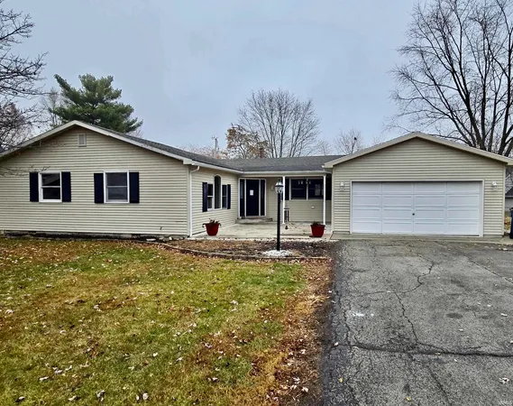 $250,000 | 1405 Kenwood Drive, Bluffton, IN 46714