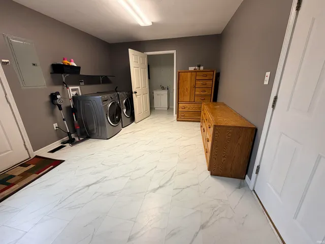 $279,000 | 1405 Kenwood Drive, Bluffton, IN 46714