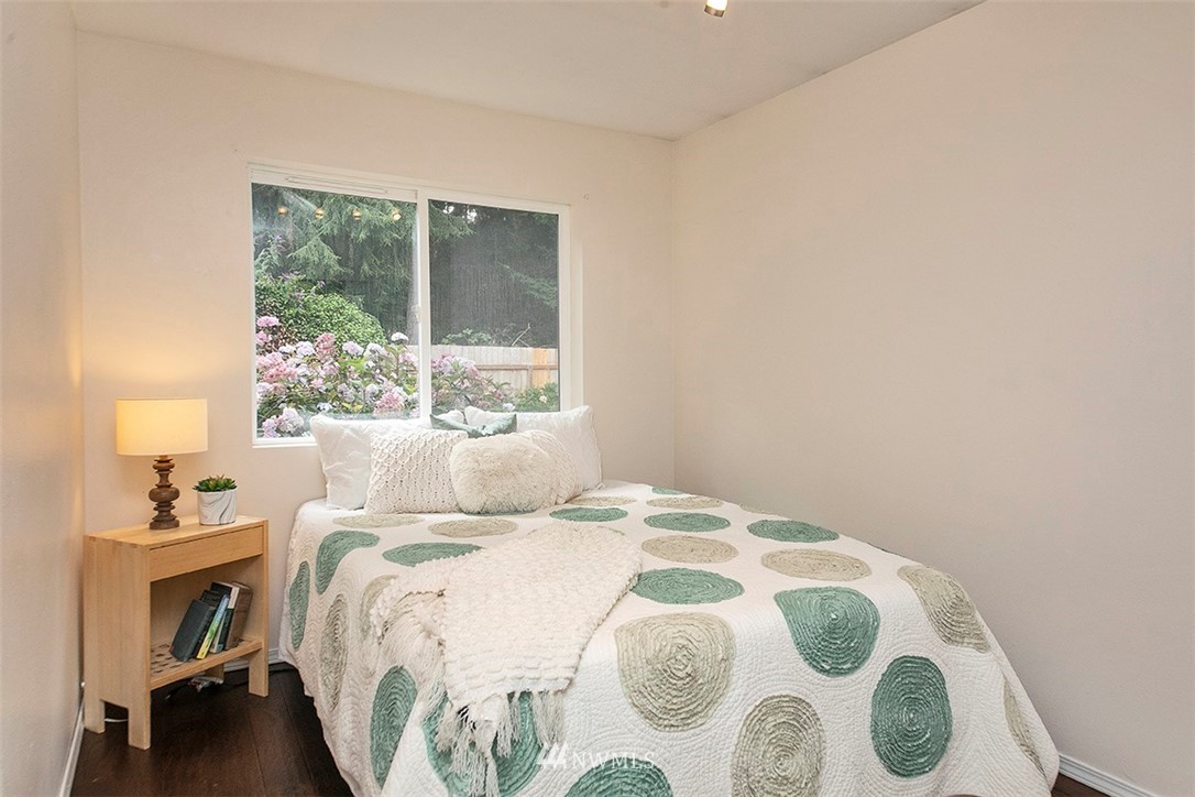8016 Maple Point Drive Clinton, WA 98236 - Photo 20 of 30 Gallery Image 20