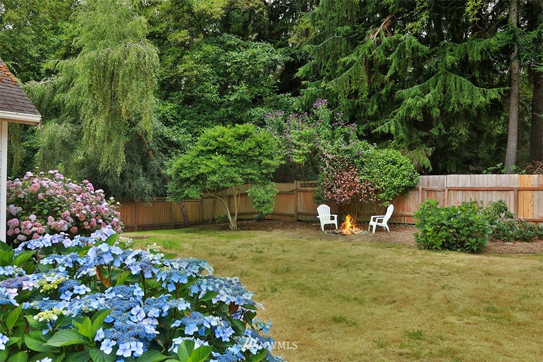 8016 Maple Point Drive Clinton, WA 98236 - Photo 26 of 30 Gallery Image 26
