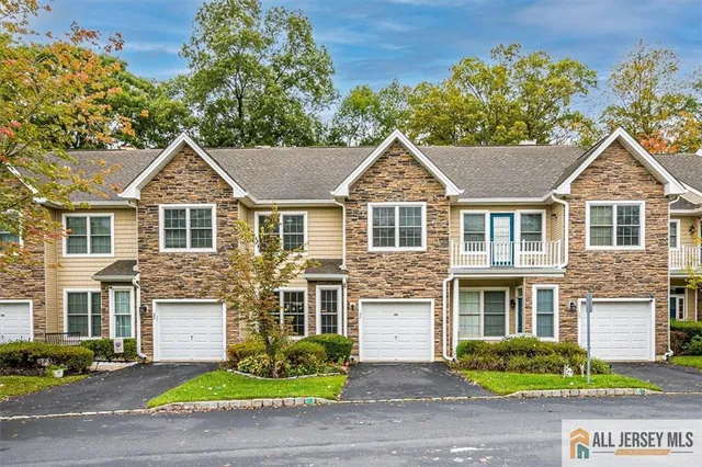 $629,900 | 30 Amber Drive, Old Bridge, NJ 08857