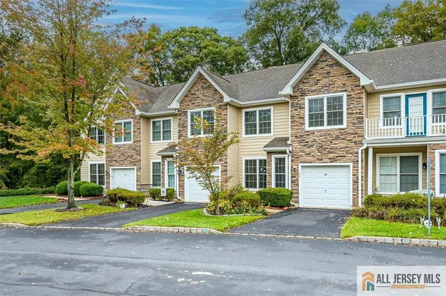 $629,900 | 30 Amber Drive, Old Bridge, NJ 08857