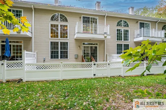 $629,900 | 30 Amber Drive, Old Bridge, NJ 08857