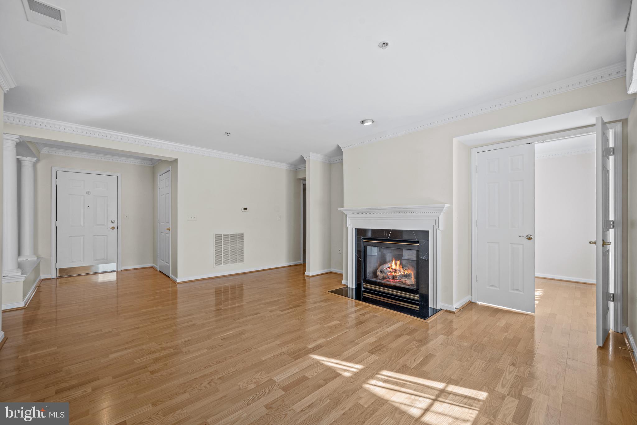 12021 Tralee Road, Unit 401 Lutherville-Timonium, MD 21093 - Photo 17 of 36 Living Room