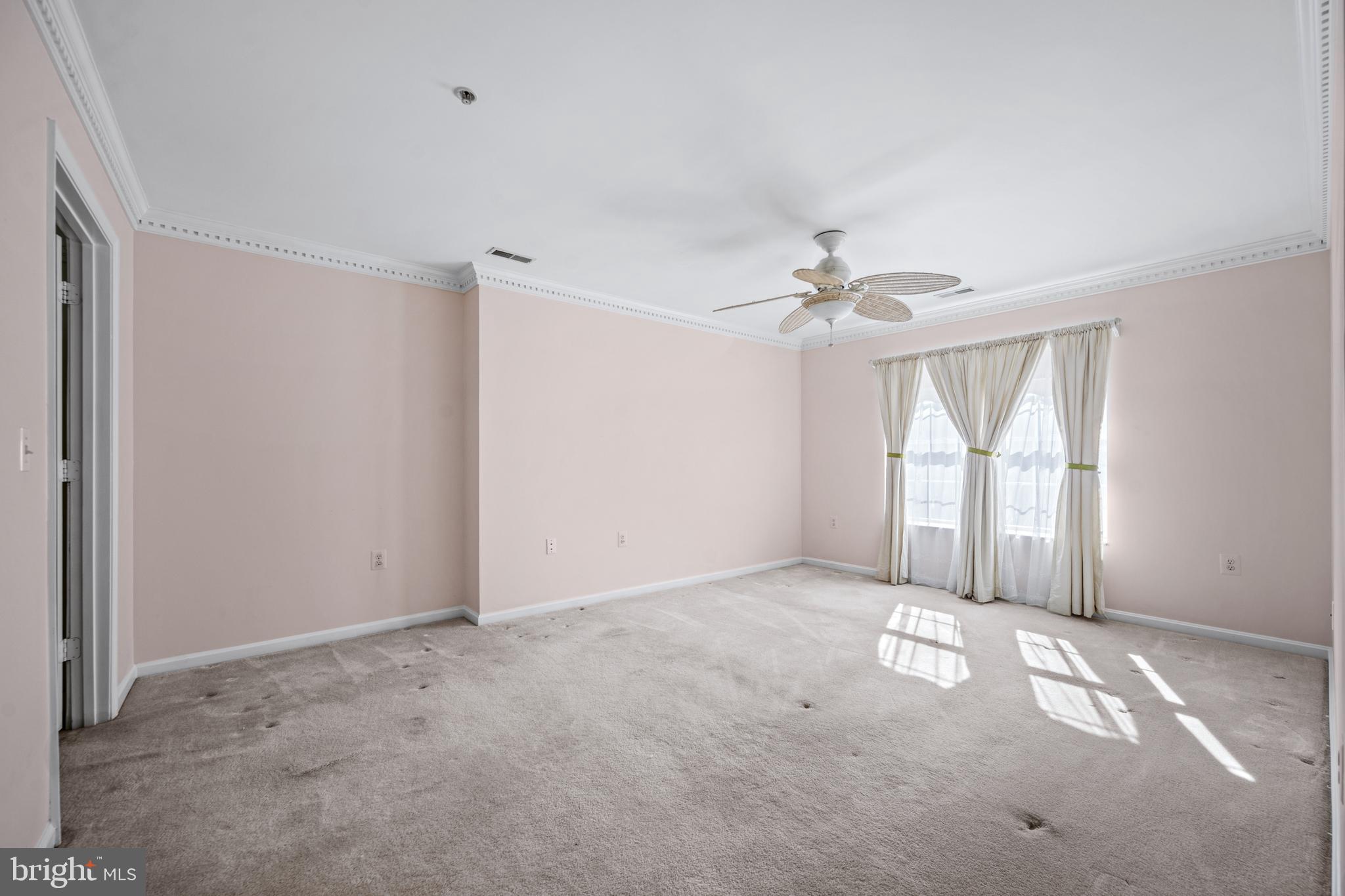 12021 Tralee Road, Unit 401 Lutherville-Timonium, MD 21093 - Photo 25 of 36 Primary Bedroom