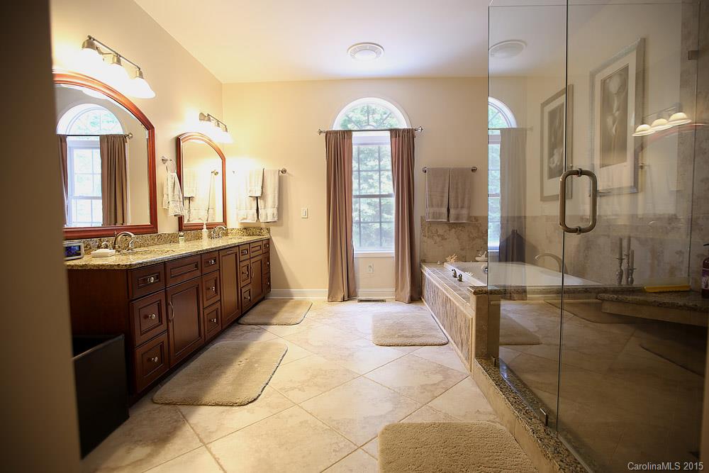 9024 Simpson Road Waxhaw, NC 28173 - Photo 13 of 24 Gallery Image 13