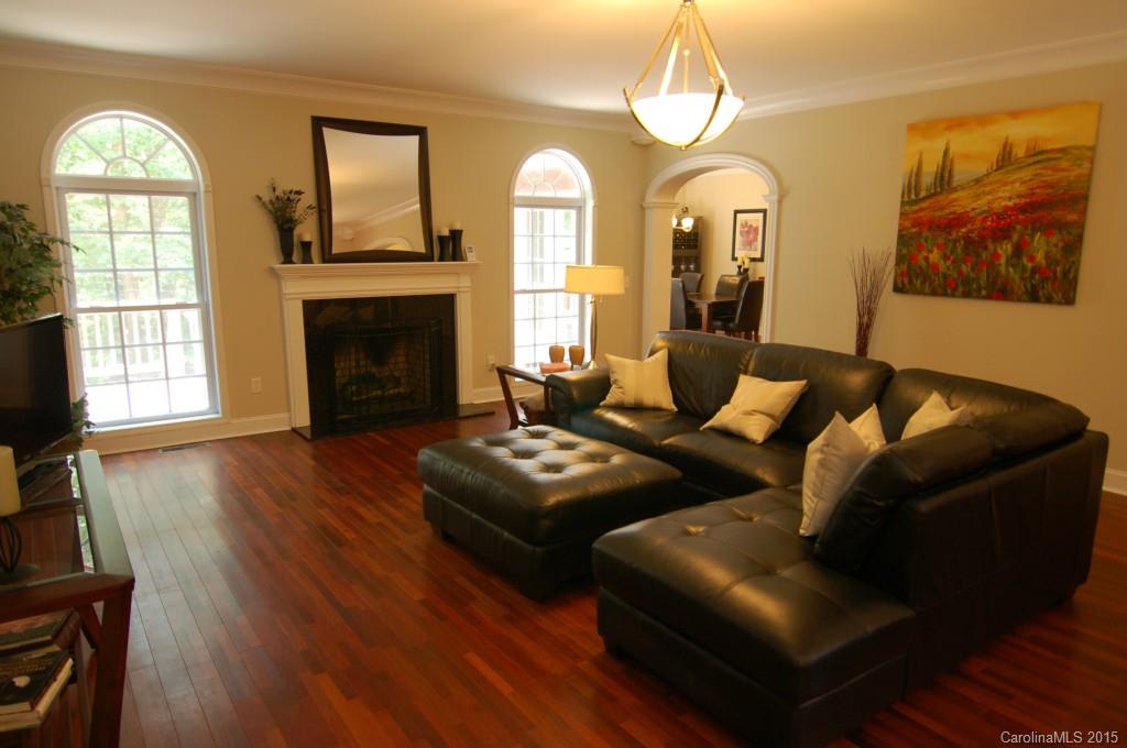 9024 Simpson Road Waxhaw, NC 28173 - Photo 3 of 24 Gallery Image 3
