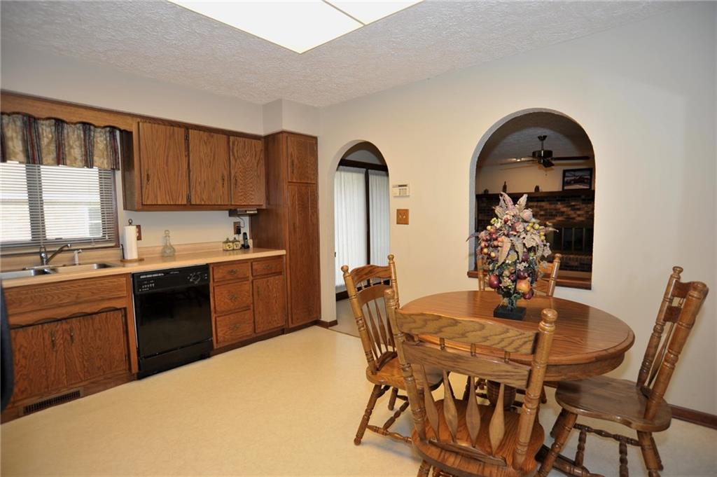6714 Balmoral Road Indianapolis, IN 46241 - Photo 13 of 34 Gallery Image 13