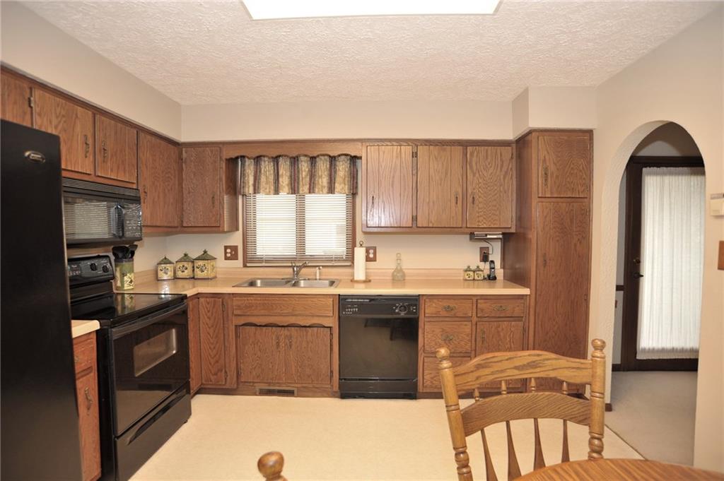 6714 Balmoral Road Indianapolis, IN 46241 - Photo 14 of 34 Gallery Image 14
