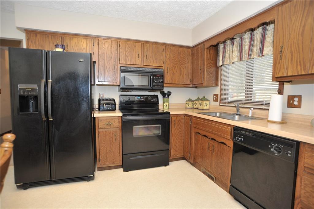 6714 Balmoral Road Indianapolis, IN 46241 - Photo 15 of 34 Gallery Image 15