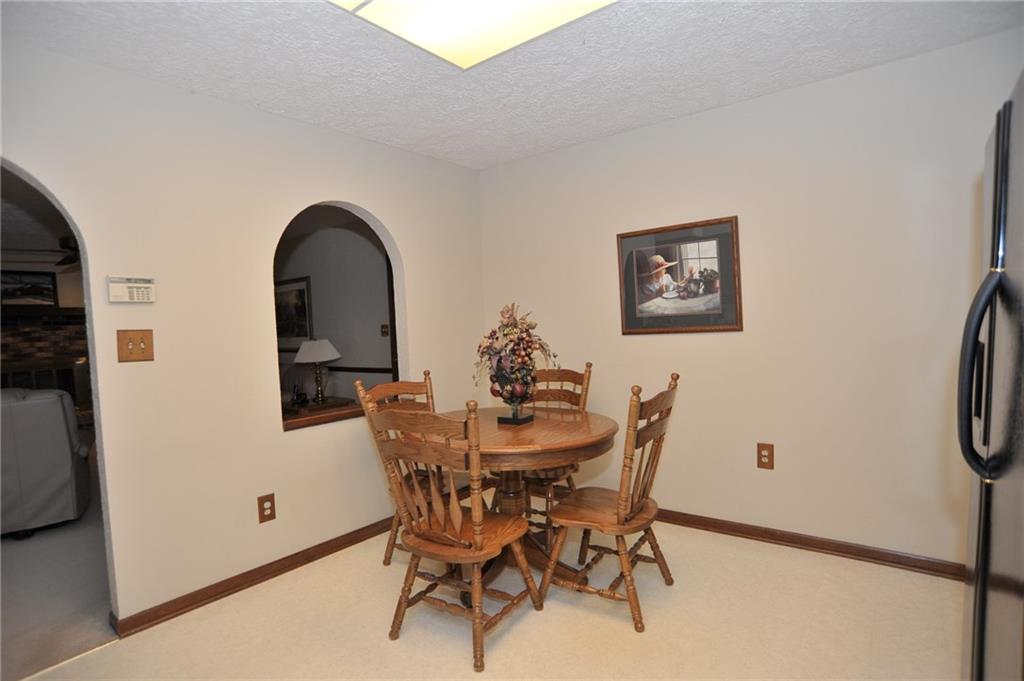6714 Balmoral Road Indianapolis, IN 46241 - Photo 18 of 34 Gallery Image 18