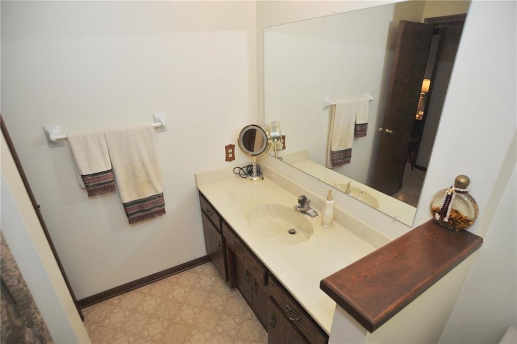 6714 Balmoral Road Indianapolis, IN 46241 - Photo 27 of 34 Gallery Image 27