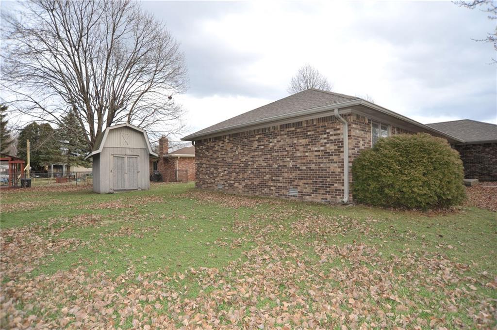 6714 Balmoral Road Indianapolis, IN 46241 - Photo 7 of 34 Gallery Image 7