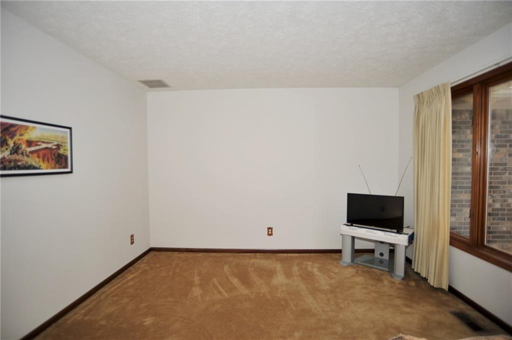 6714 Balmoral Road Indianapolis, IN 46241 - Photo 8 of 34 Gallery Image 8
