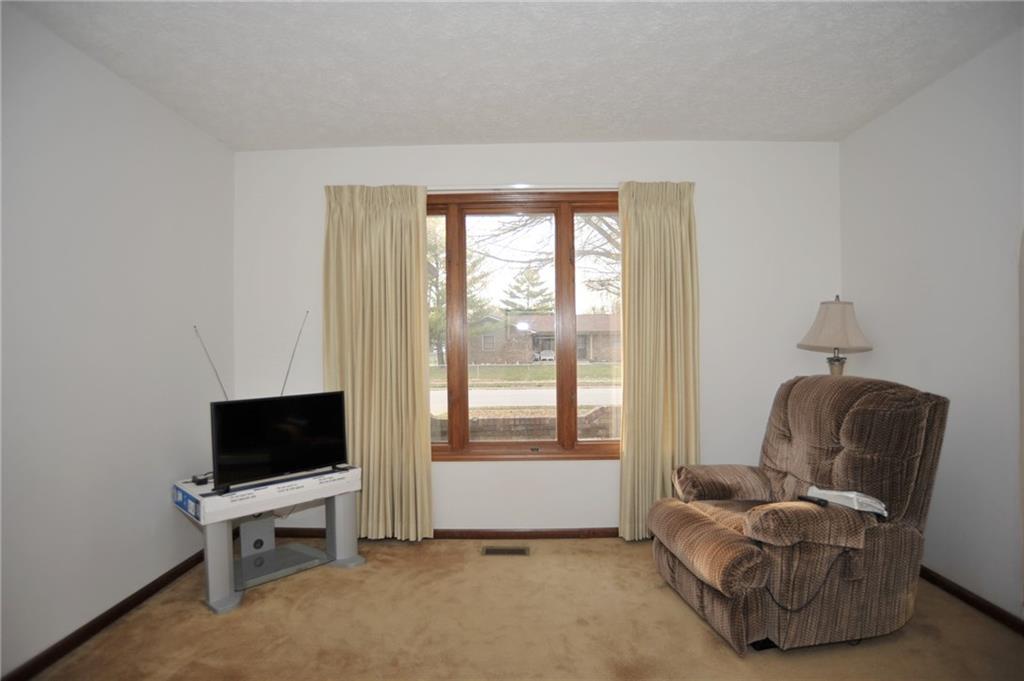6714 Balmoral Road Indianapolis, IN 46241 - Photo 9 of 34 Gallery Image 9