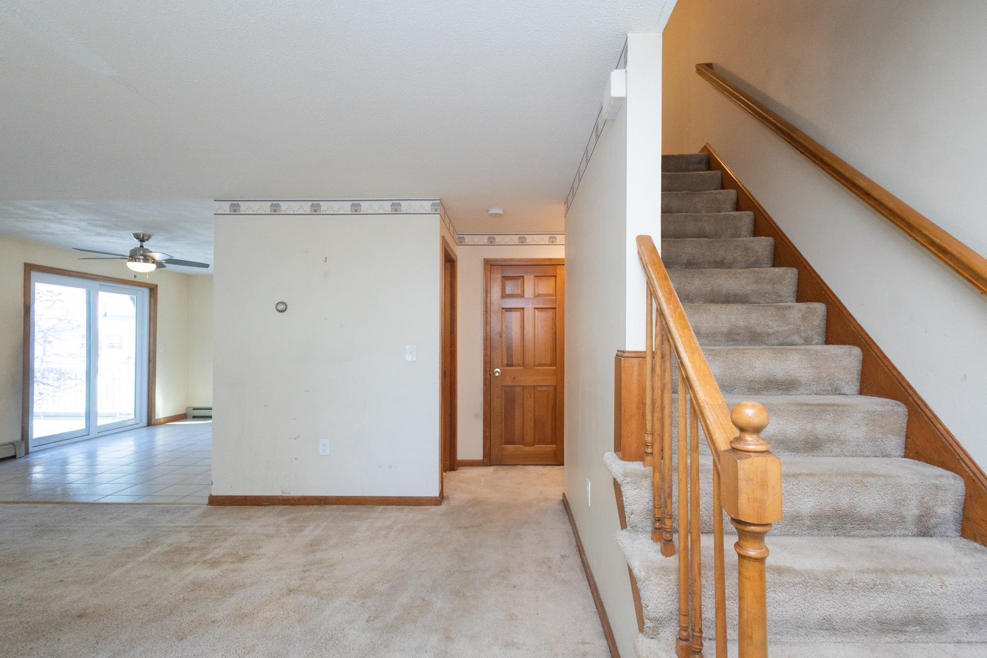 14 Brian Avenue, Unit L Derry, NH 03038 - Photo 4 of 35
