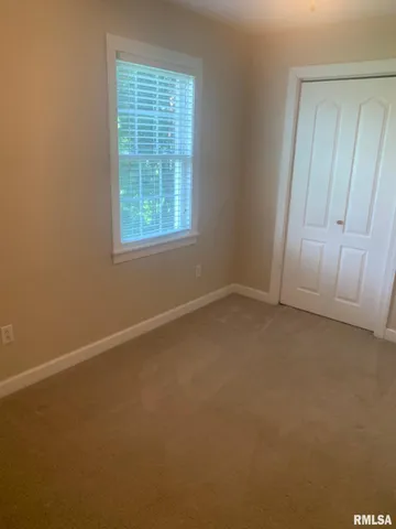 $344,000 | 1100 Heritage Drive, Jacksonville, IL 62650