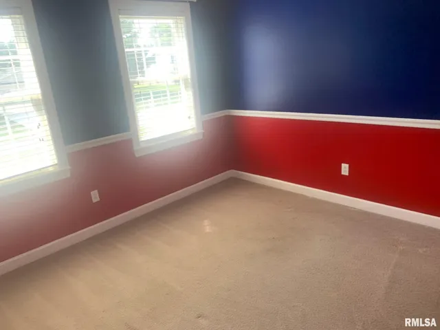 $344,000 | 1100 Heritage Drive, Jacksonville, IL 62650