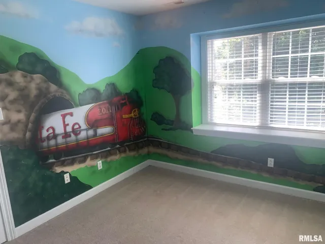 $344,000 | 1100 Heritage Drive, Jacksonville, IL 62650