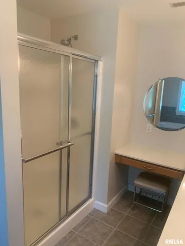 $344,000 | 1100 Heritage Drive, Jacksonville, IL 62650