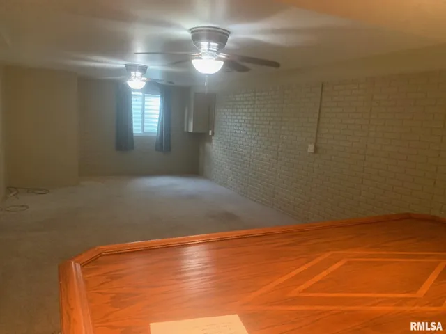 $344,000 | 1100 Heritage Drive, Jacksonville, IL 62650