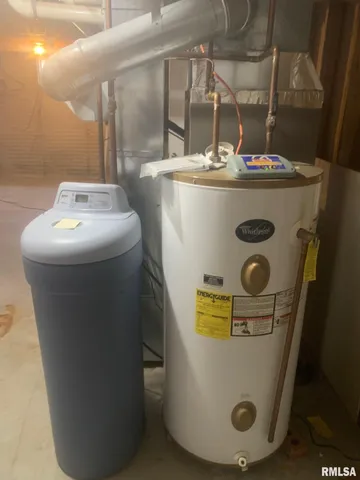 $344,000 | 1100 Heritage Drive, Jacksonville, IL 62650