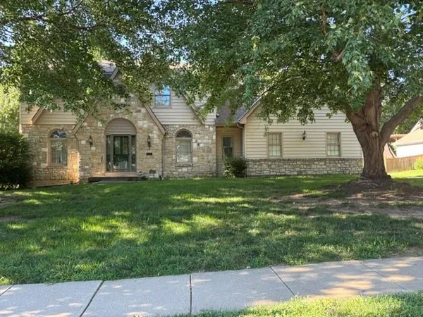 $499,950 | 602 West 115 Terrace, Kansas City, MO 64114