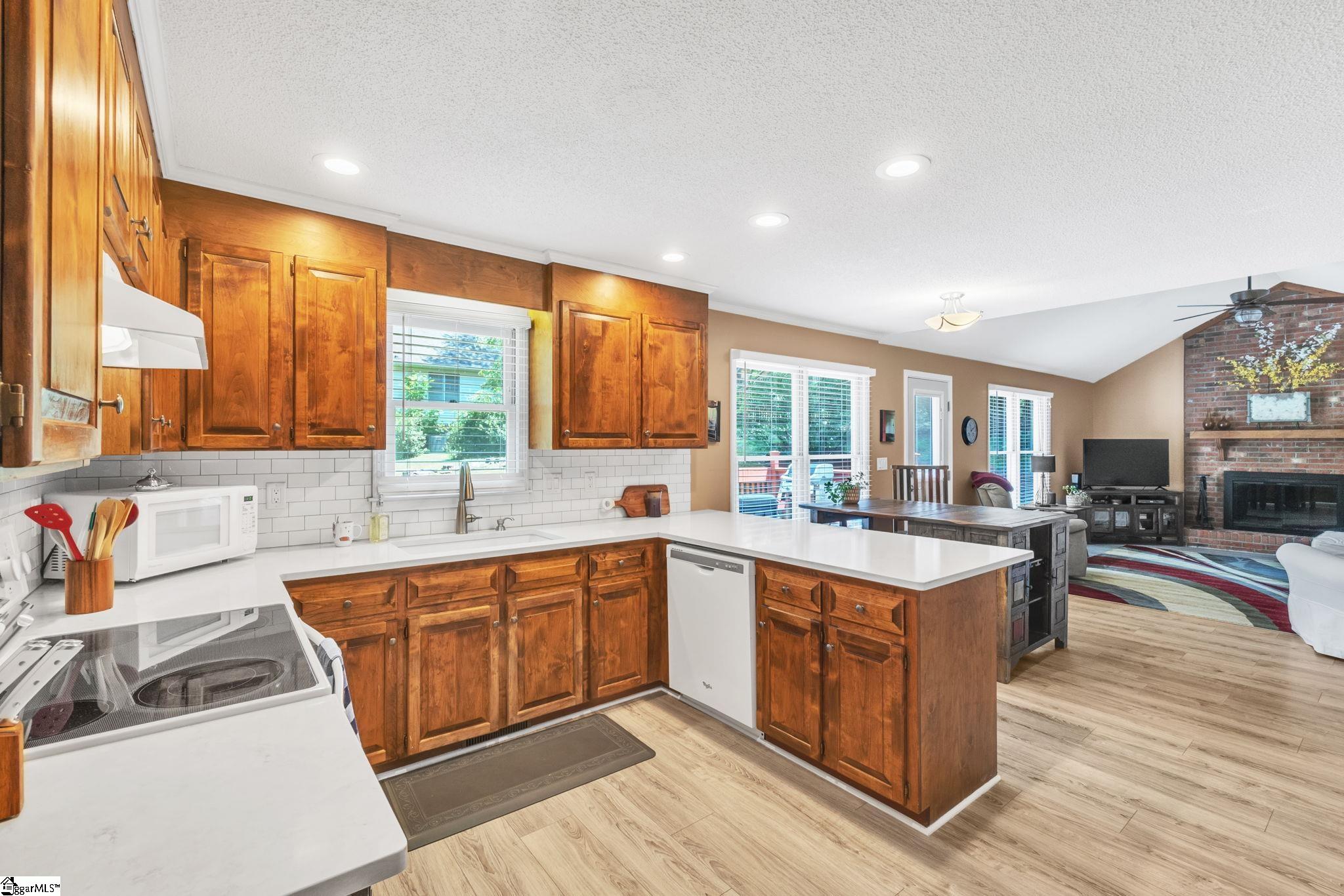116 Wood Creek Road Mauldin, SC 29662 - Photo 12 of 34 Gallery Image 12