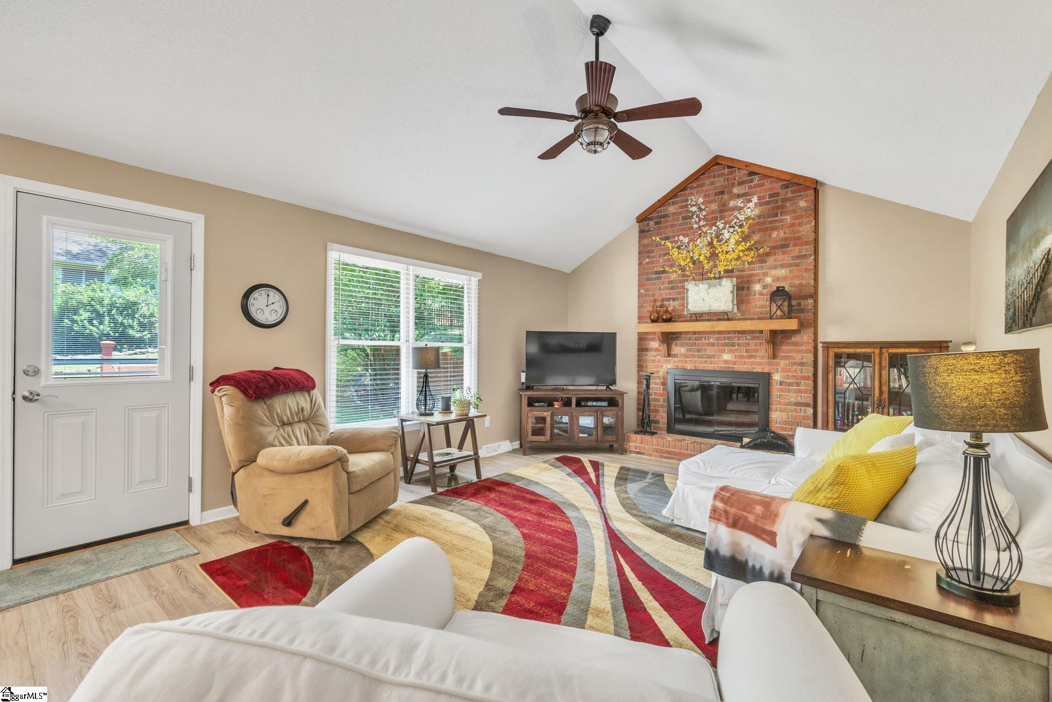 116 Wood Creek Road Mauldin, SC 29662 - Photo 5 of 34 Gallery Image 5